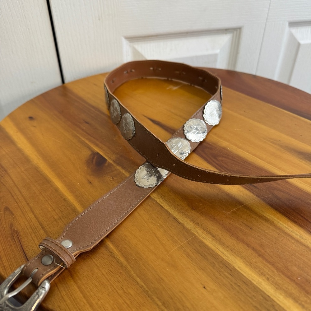Vintage tan leather thunderbird concho medallion belt - Picture 5 of 6